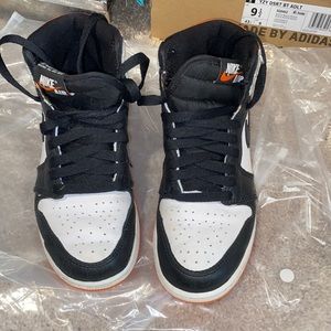 Kids GS Nike Jordan 1’s